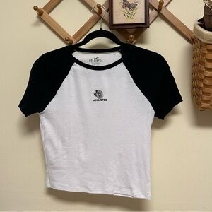 Hollister fine ribbed, cropped, baby tee